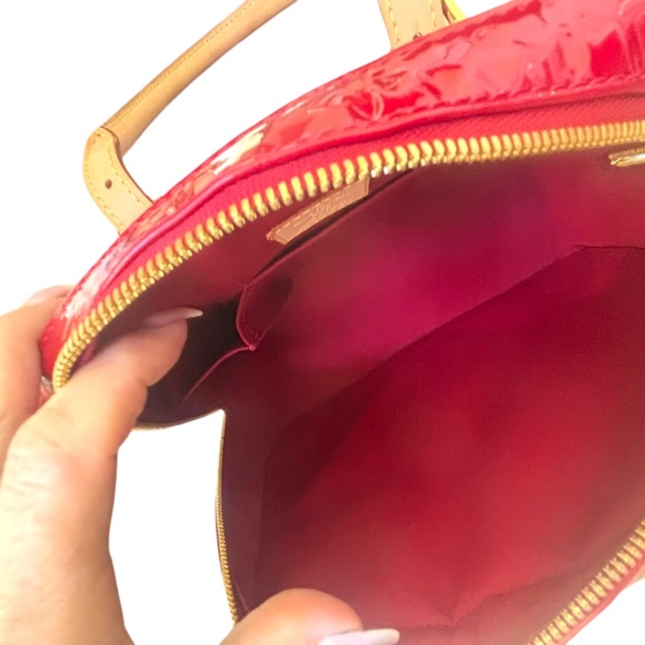 Louis Vuitton Vernis Summit Drive Hand Bag - Picture 8 of 16